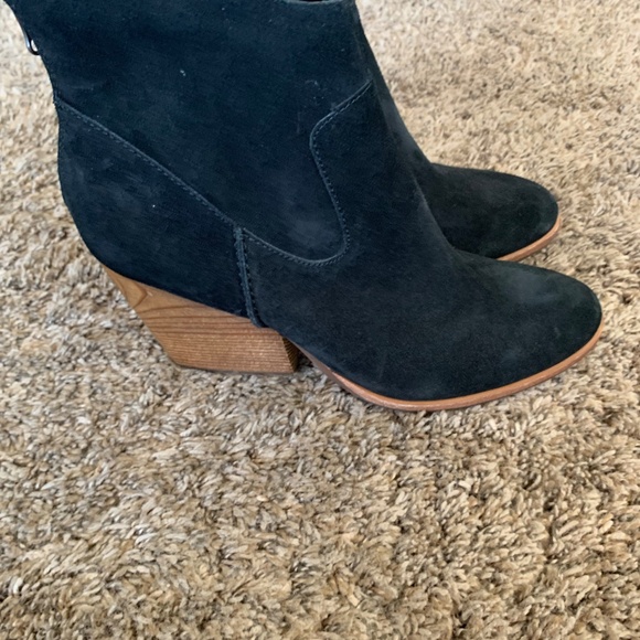 Kork-Ease Laura Black Suede Western Style Ankle Wedge Boots Sz.9 - Picture 7 of 12